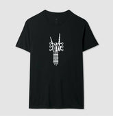 Camiseta Braço de Guitarra em Esqueleto